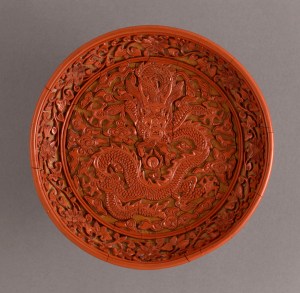 Diaoqi - carved laquer dish